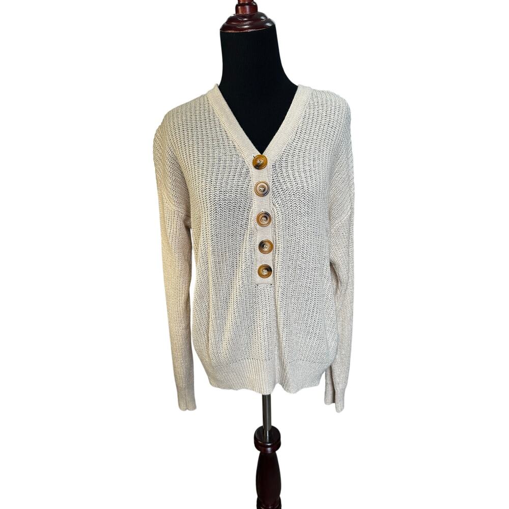 Cute and cozy beige sweater with buttons